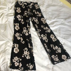 Brandy Melville flowy pants